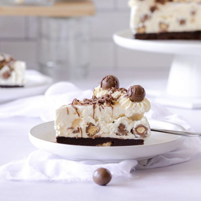 No bake twix cheesecake recipe